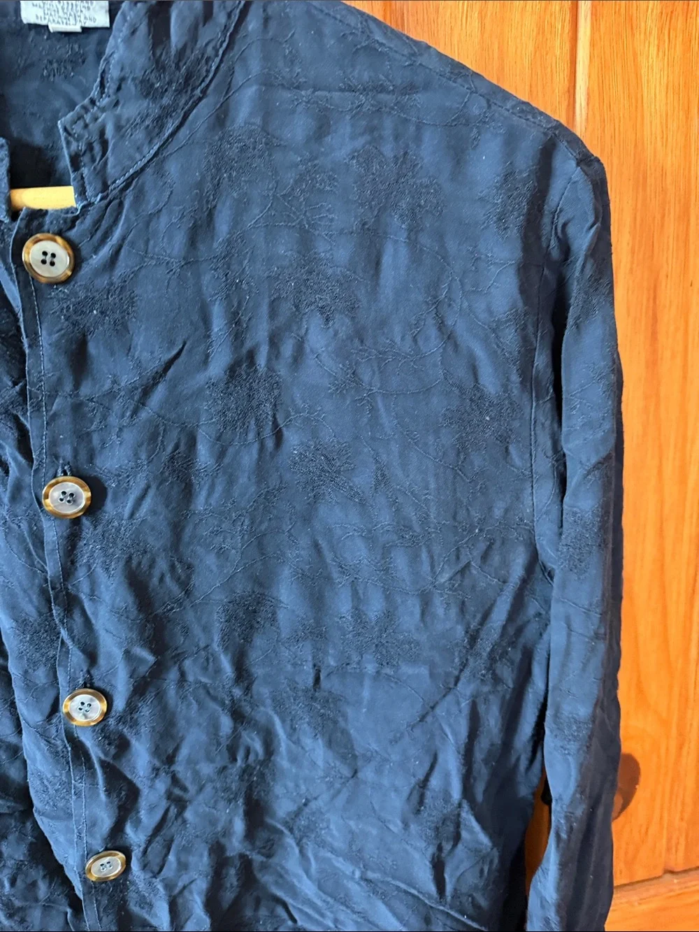 CP Shades Sausalito Navy Textured Rayon Button Up Blouse - Medium - Picture 4 of 5
